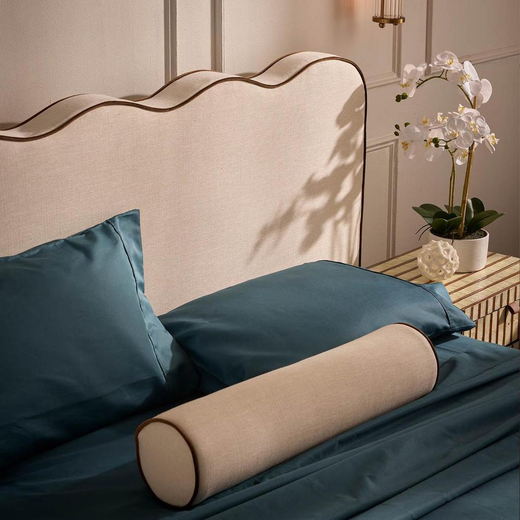 Amara Bedhead King Ivory with Chocolate Piping
