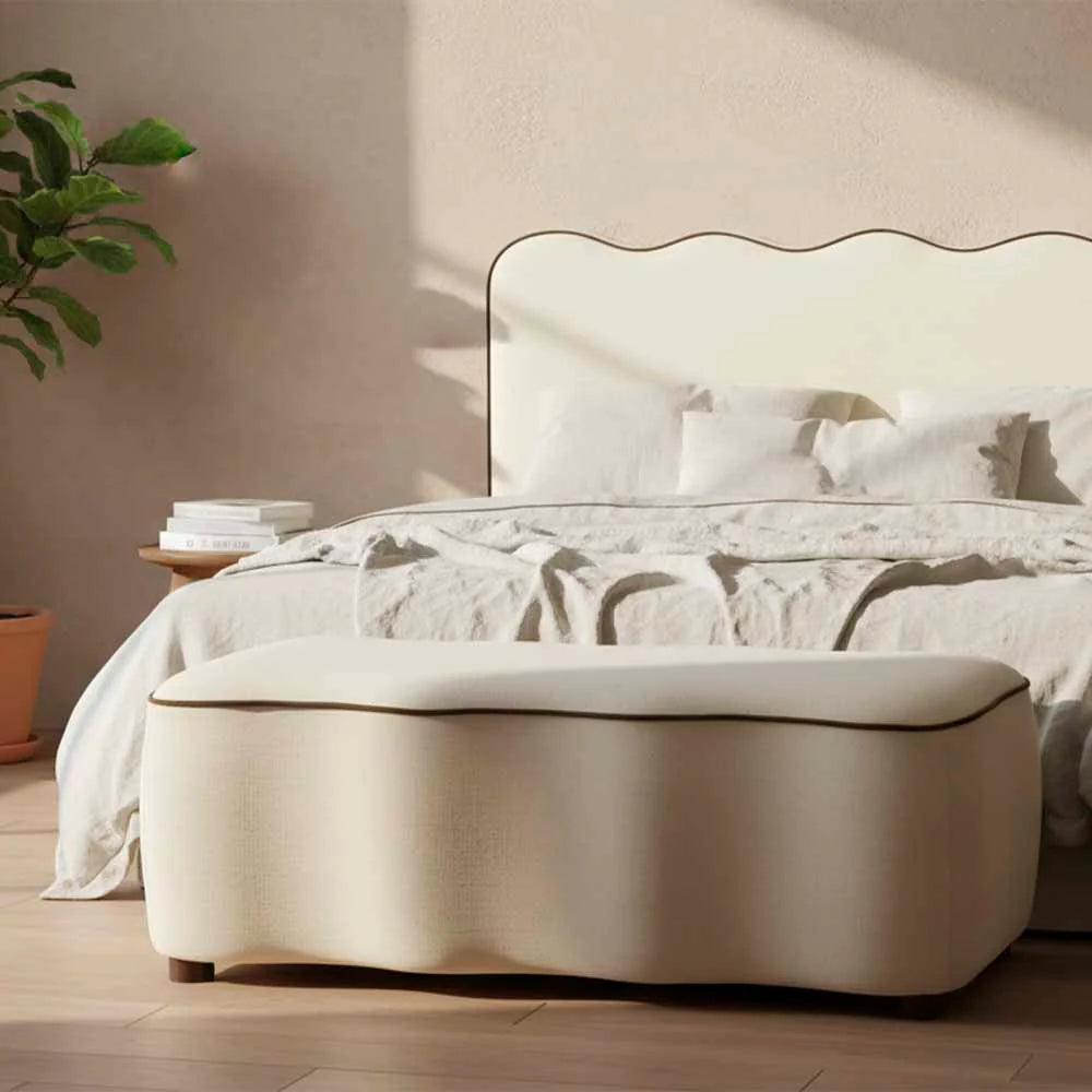 Amara Ottoman Ivory with Chocolate Piping