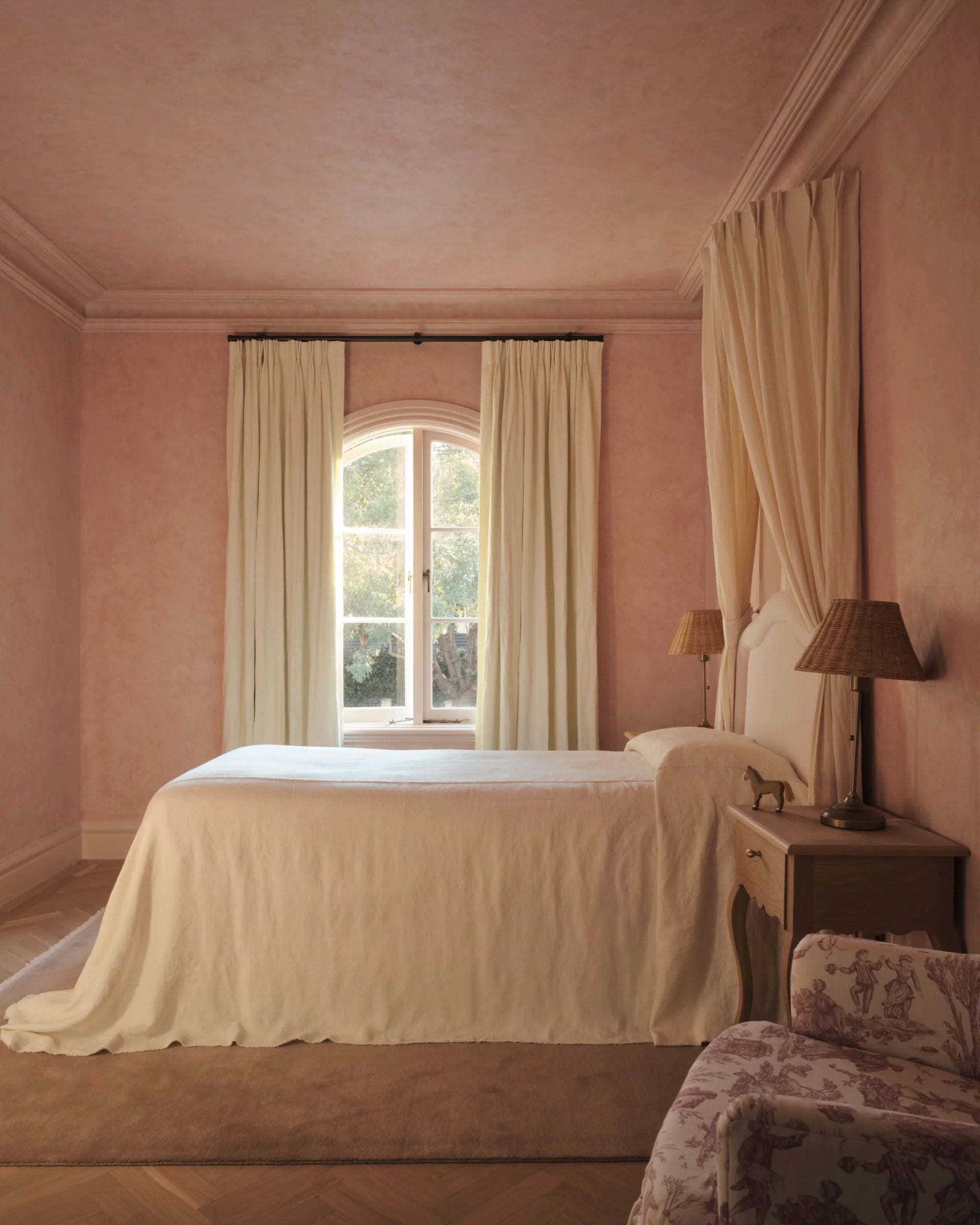 Custom Curtains and Tracking